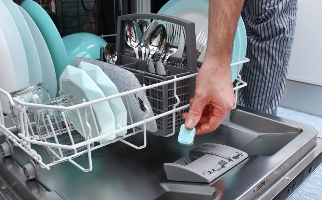 San Clemente Dishwasher Cleaning